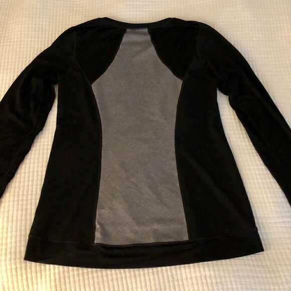 Cabi black & grey “Dynamo” athletic long sleeve pullover. - Picture 4 of 4